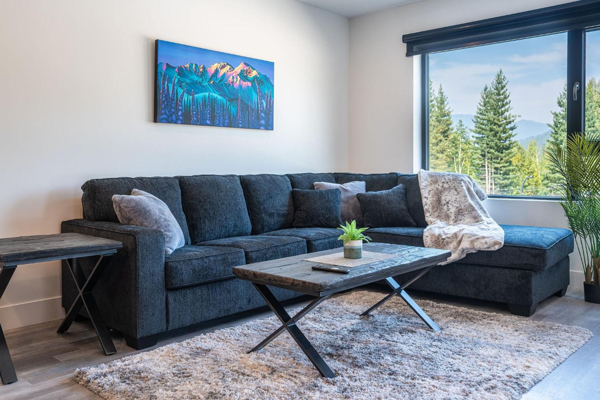 Alpine Haven By Revelstoke Vacations Apartment Exterior photo